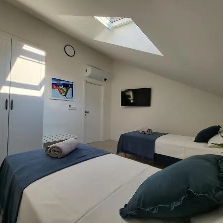 Blue Sky Apartment