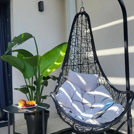 Blue Sky Apartment